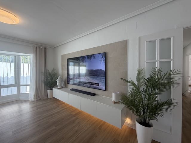 2 soverom Hus til salgs i Chiclana de la Frontera med svømmebasseng garasje - € 338 000 (Ref: 9964491)