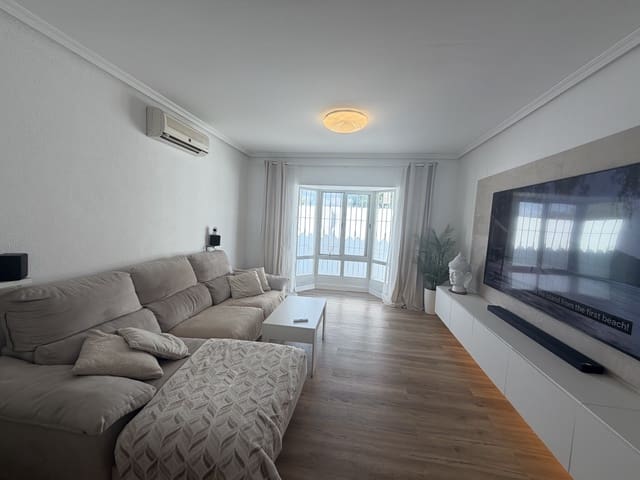2 soverom Hus til salgs i Chiclana de la Frontera med svømmebasseng garasje - € 338 000 (Ref: 9964491)