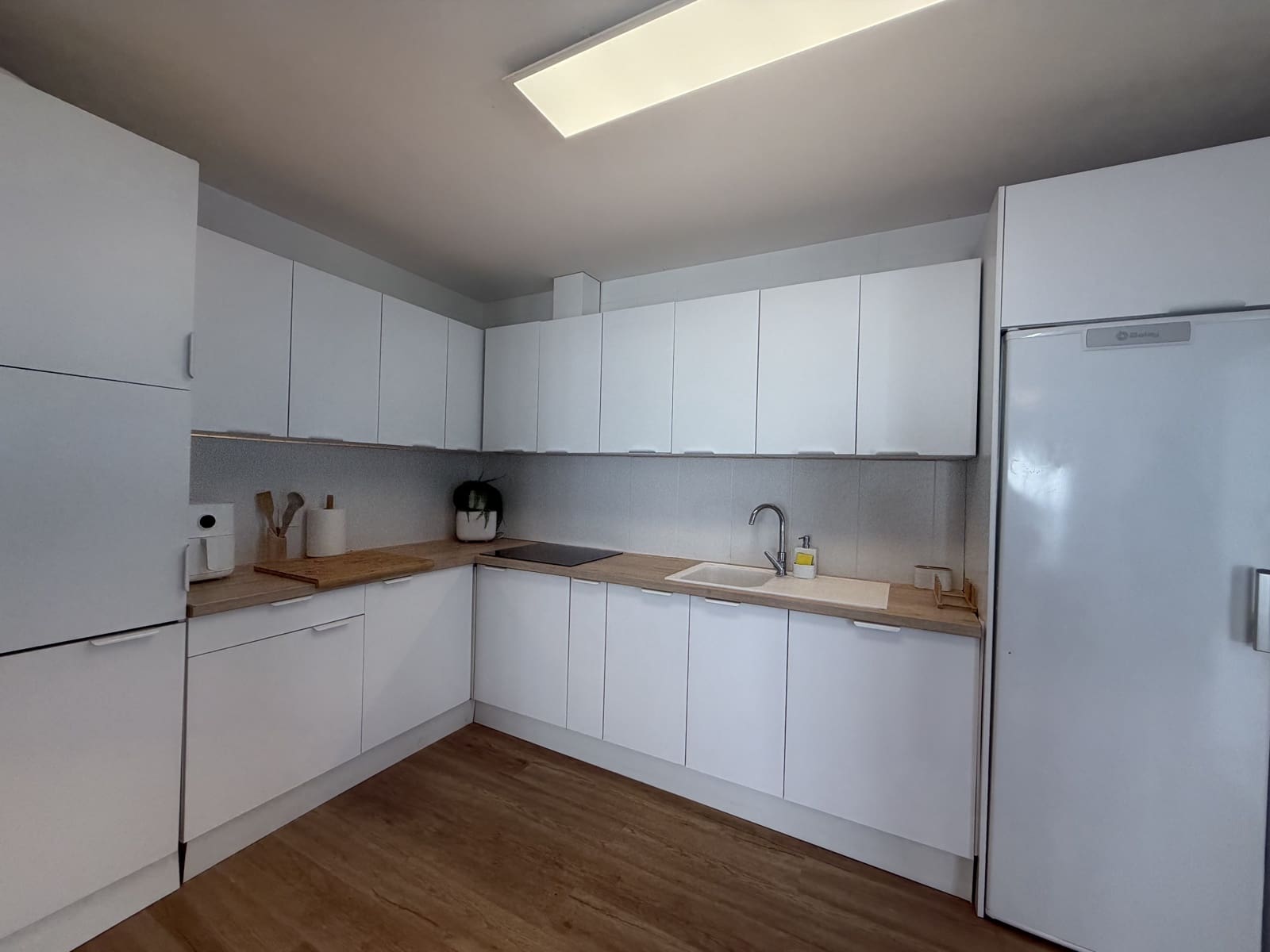 2 soverom Hus til salgs i Chiclana de la Frontera med svømmebasseng garasje - € 338 000 (Ref: 9964491)