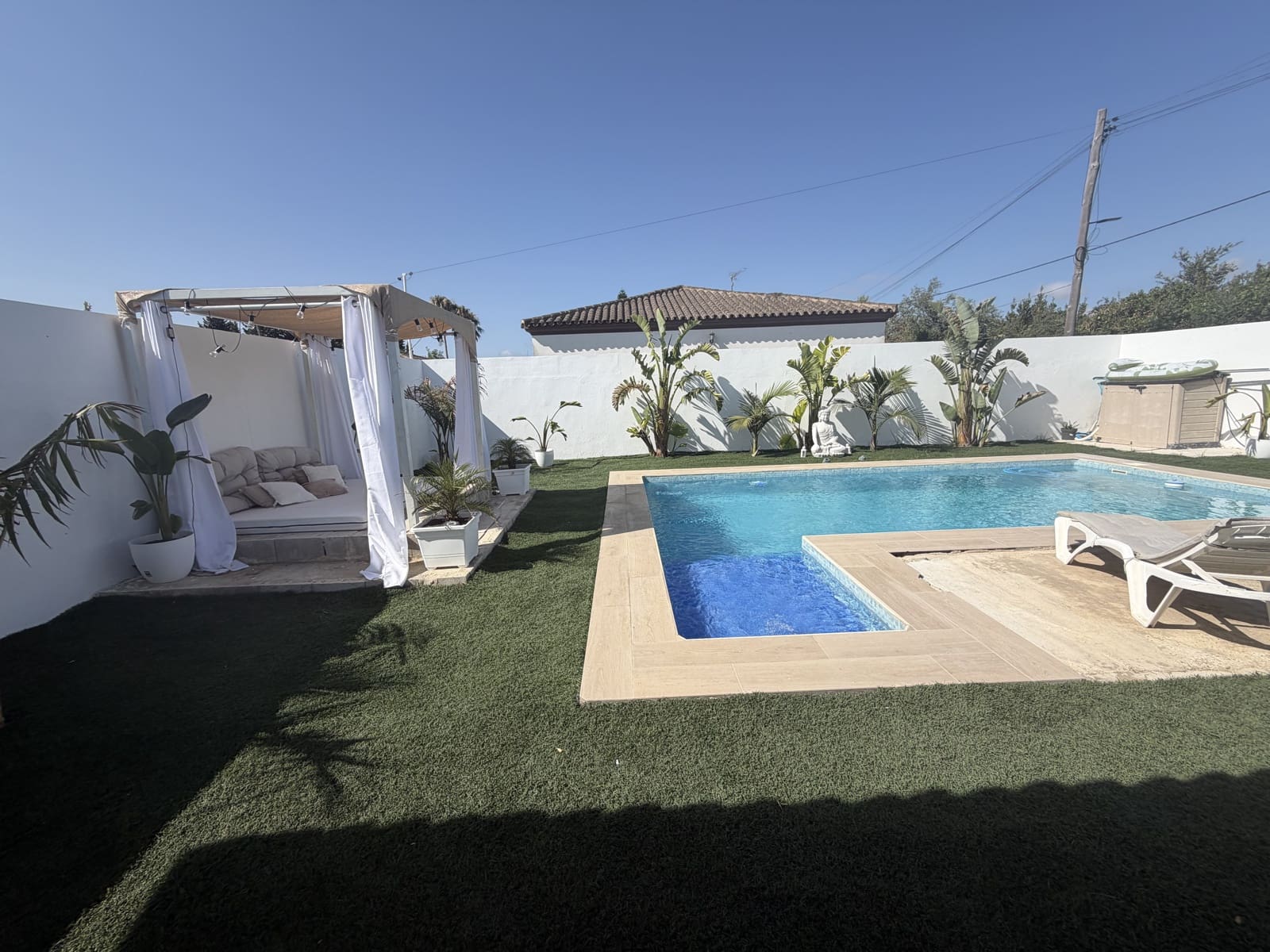 2 soverom Hus til salgs i Chiclana de la Frontera med svømmebasseng garasje - € 338 000 (Ref: 9964491)