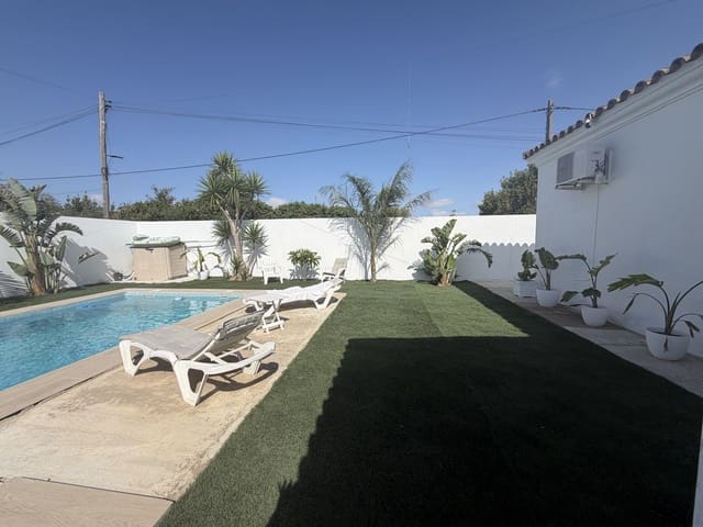 2 soverom Hus til salgs i Chiclana de la Frontera med svømmebasseng garasje - € 338 000 (Ref: 9964491)
