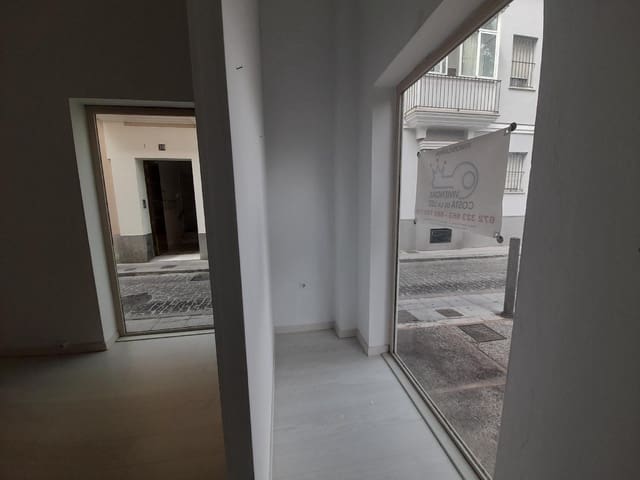 Winkelen te koop in Sanlúcar de Barrameda - € 167.000 (Ref: 9980527)