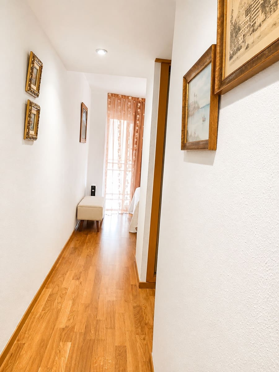 3 bedroom Flat for sale in Alicante / Alacant city - € 321,000 (Ref: 10001233)