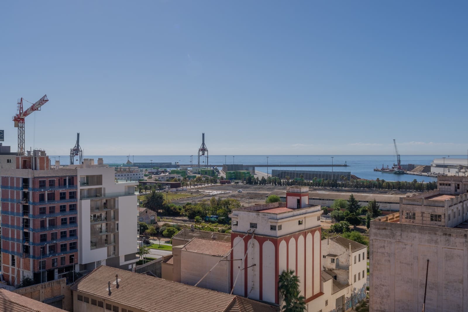 3 chambre Appartement à vendre à Alicante ville avec piscine garage - 562 065 € (Ref: 10076912)
