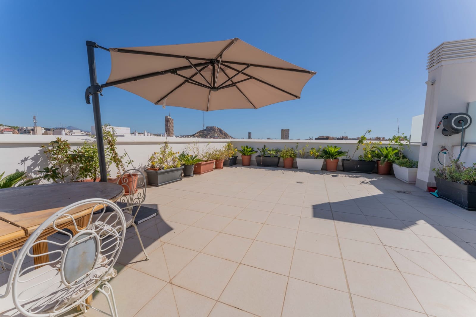 3 chambre Appartement à vendre à Alicante ville avec piscine garage - 562 065 € (Ref: 10076912)