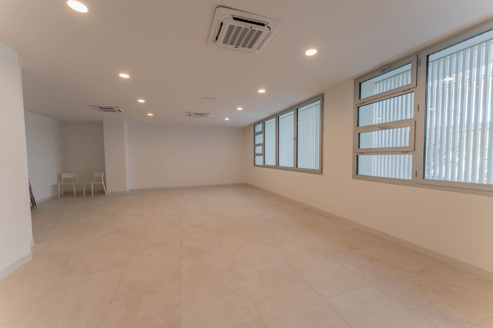 3 chambre Appartement à vendre à Alicante ville avec piscine garage - 562 065 € (Ref: 10076912)