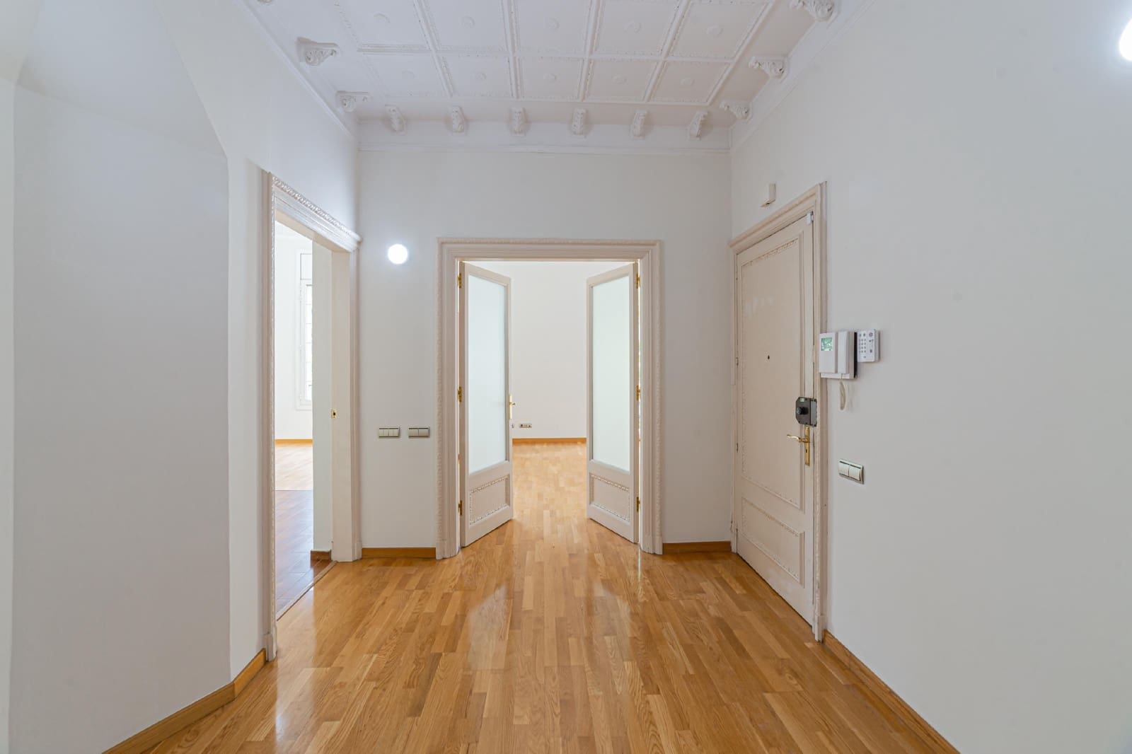 Piso de 5 habitaciones en Barcelona ciudad en venta - 1.290.000 € (Ref: 10099086)