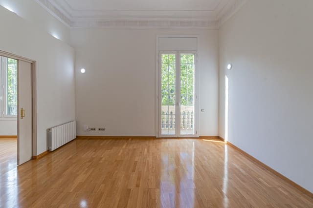 Piso de 5 habitaciones en Barcelona ciudad en venta - 1.290.000 € (Ref: 10099086)