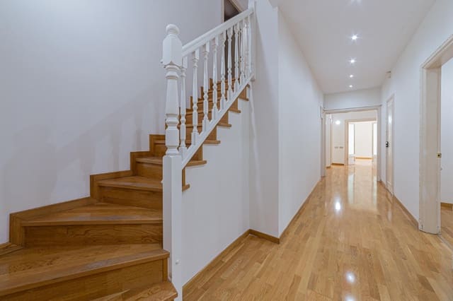 Piso de 5 habitaciones en Barcelona ciudad en venta - 1.290.000 € (Ref: 10099086)