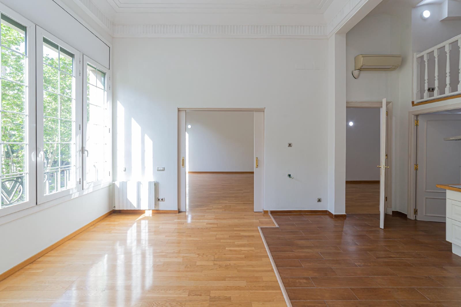 Piso de 5 habitaciones en Barcelona ciudad en venta - 1.290.000 € (Ref: 10099086)