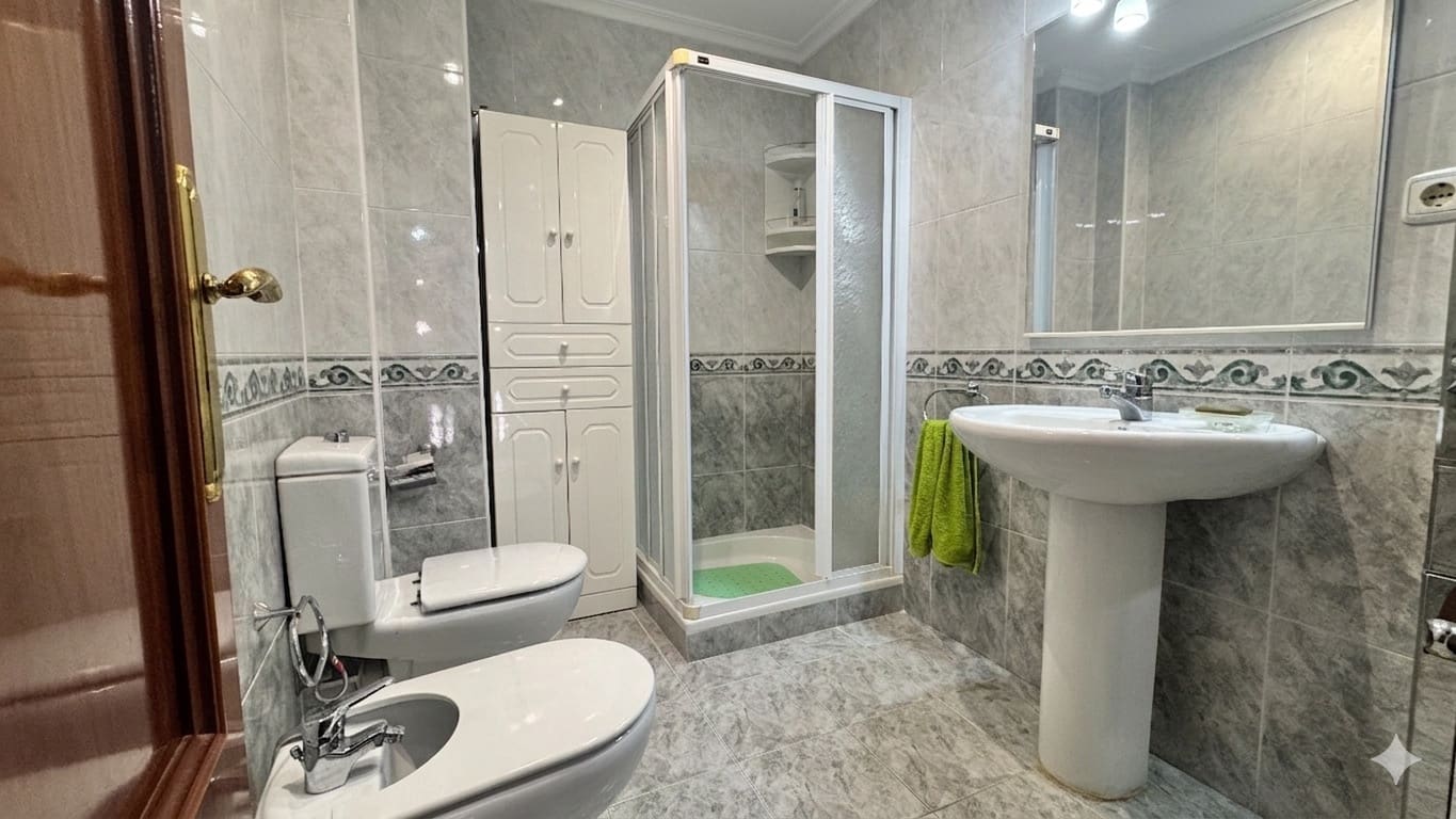 3 camera da letto Appartamento in vendita in Alicante citta - 383.000 € (Rif: 9928453)