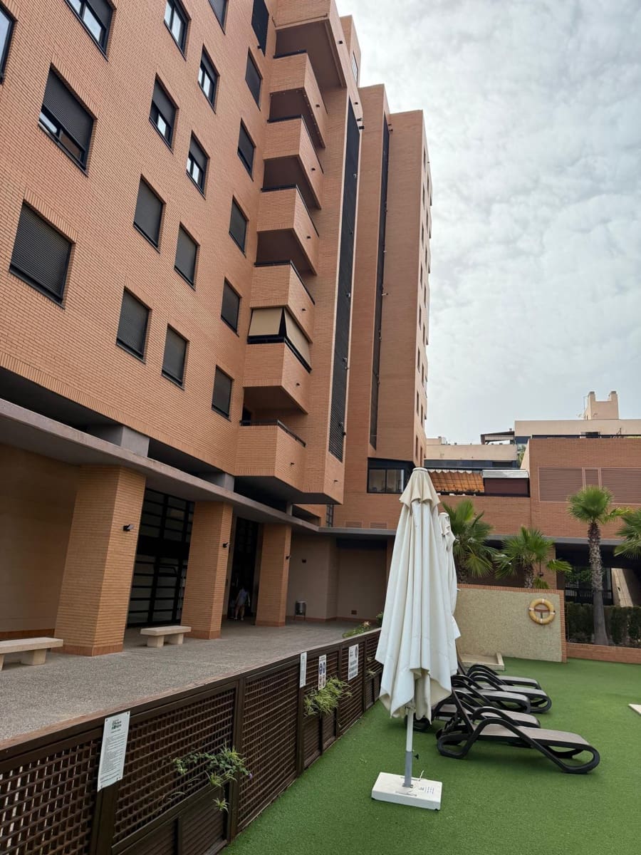 4 bedroom Flat for sale in Alicante / Alacant city with pool garage - € 524,000 (Ref: 9928522)