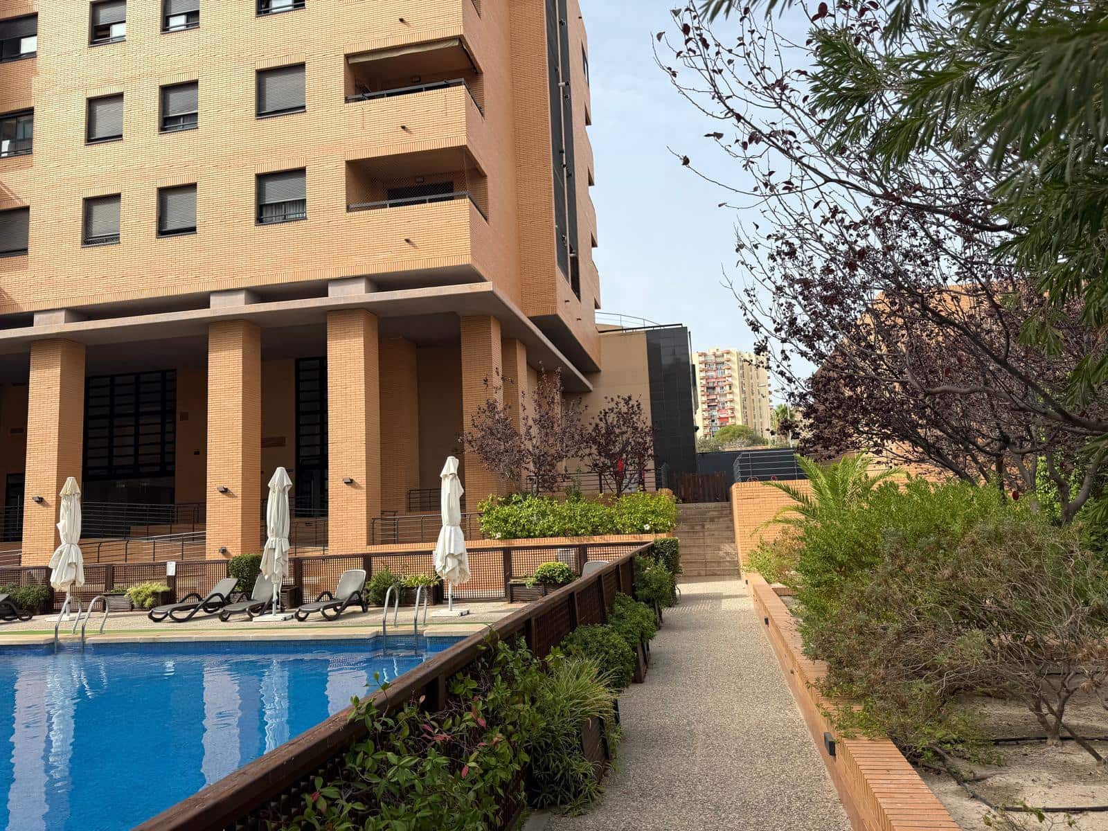 4 bedroom Flat for sale in Alicante / Alacant city with pool garage - € 524,000 (Ref: 9928522)