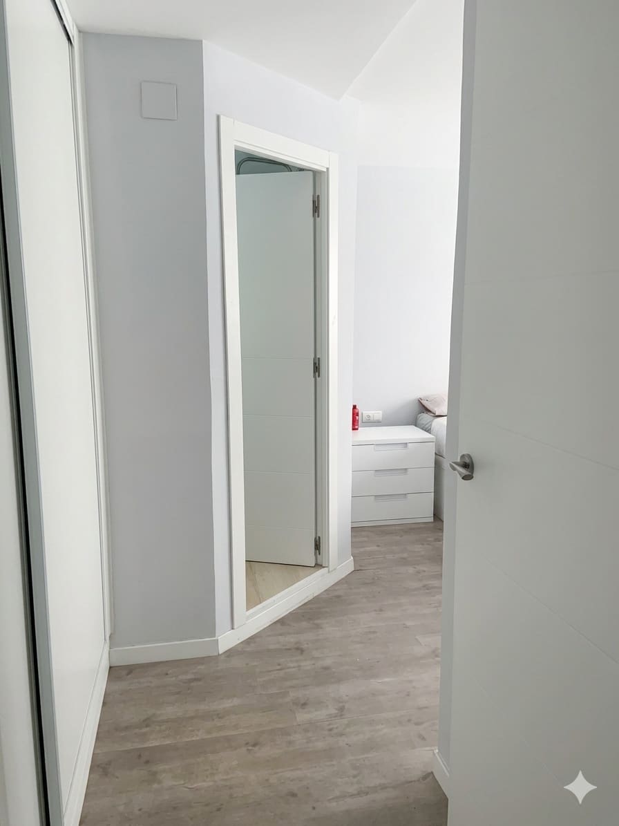 3 soveværelse Rækkehus til salg i Alicante by med garage - € 229.900 (Ref: 9935263)