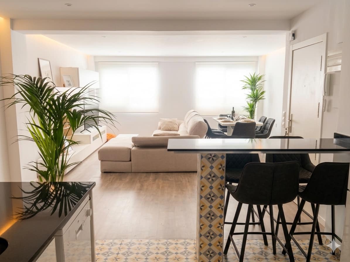 3 soveværelse Rækkehus til salg i Alicante by med garage - € 229.900 (Ref: 9935263)