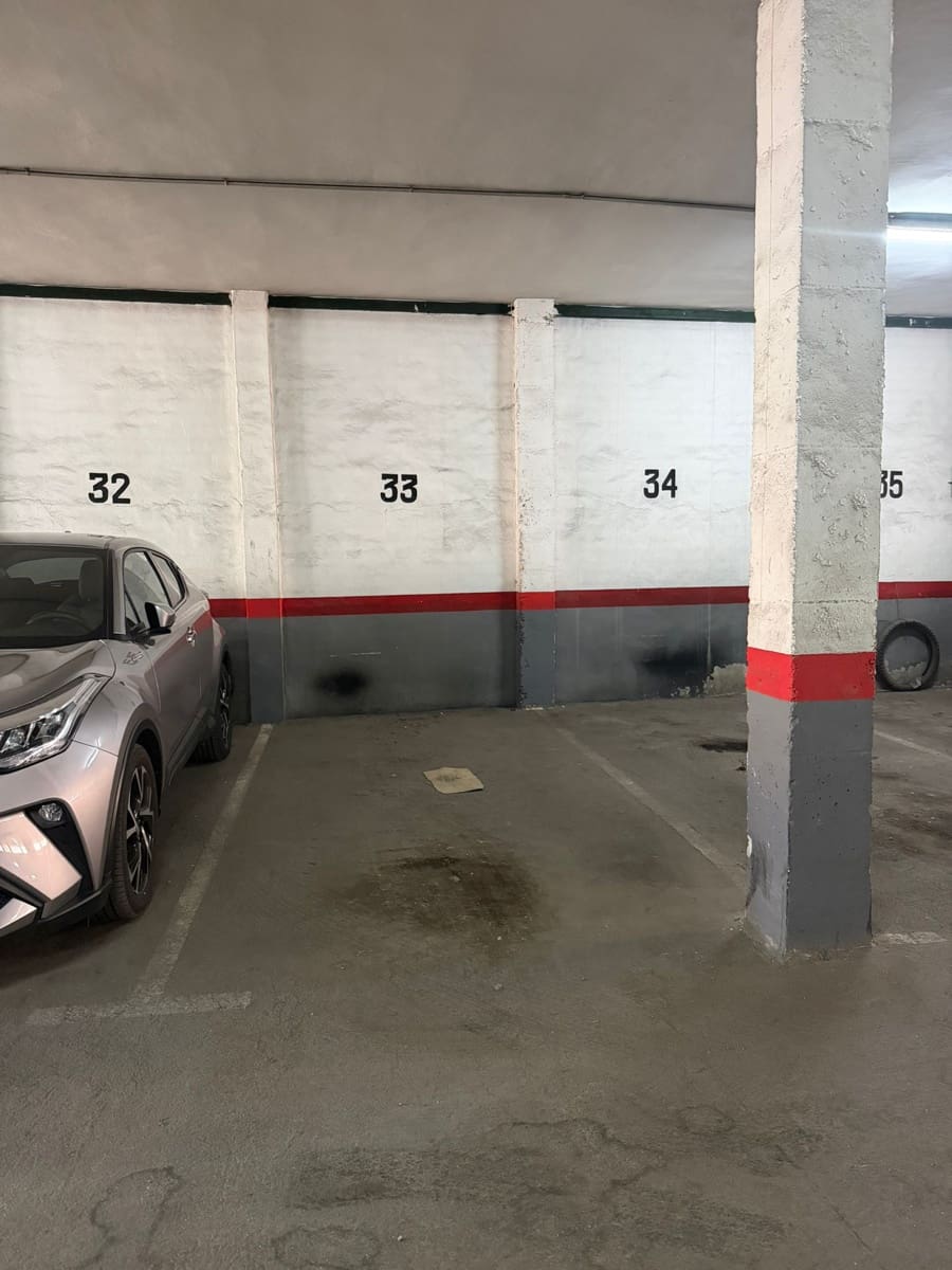 3 soveværelse Rækkehus til salg i Alicante by med garage - € 229.900 (Ref: 9935263)