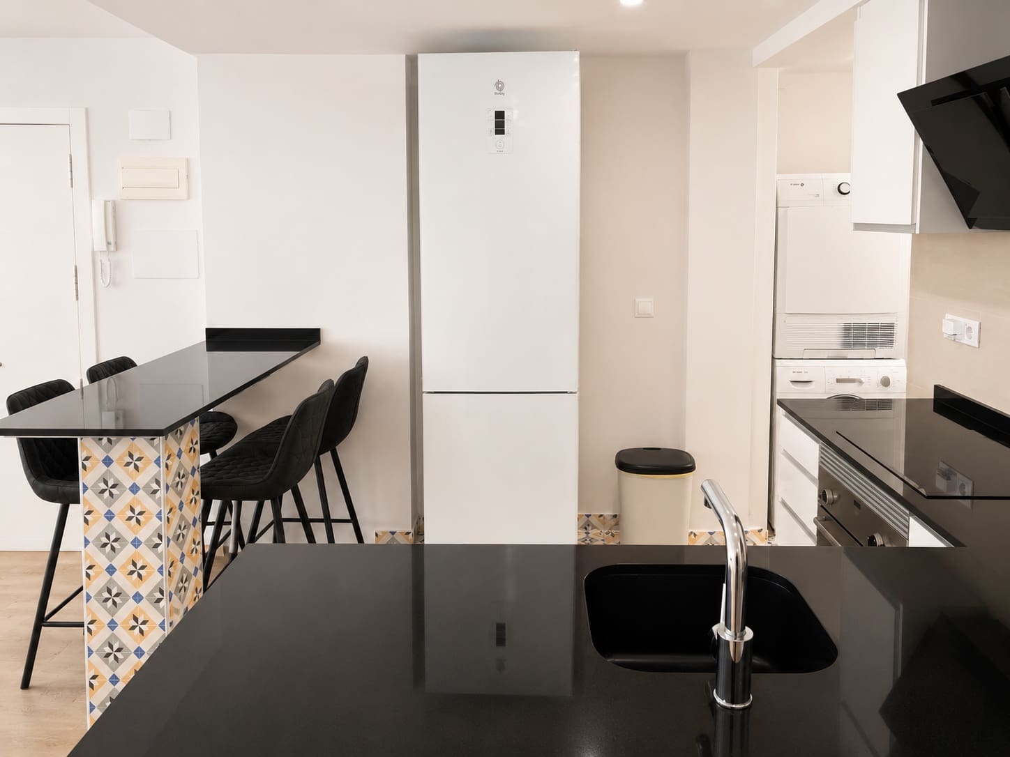 3 soveværelse Rækkehus til salg i Alicante by med garage - € 229.900 (Ref: 9935263)