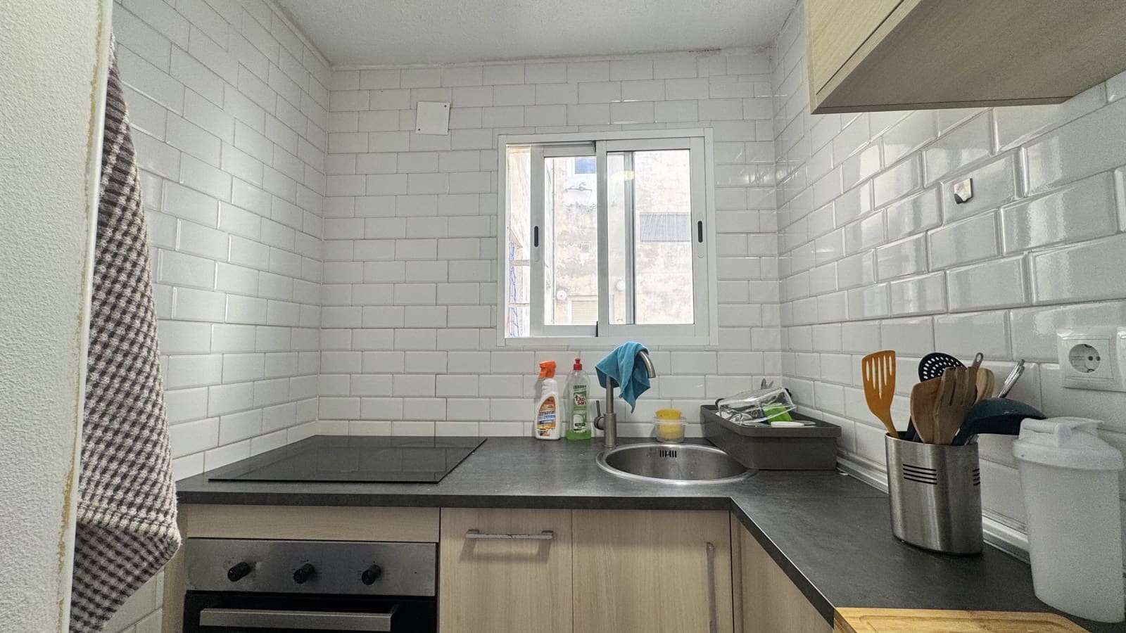 Apartamento de 3 habitaciones en Alicante / Alacant ciudad en venta - 184.000 € (Ref: 9938801)