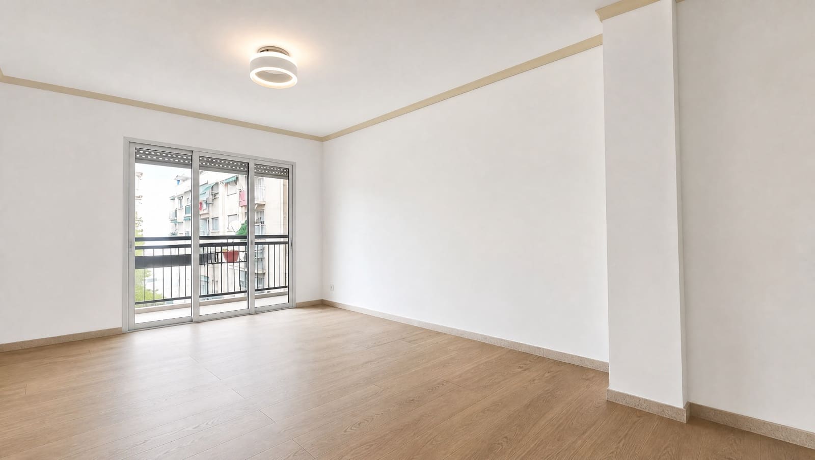 3 makuuhuone Huoneisto myytävänä paikassa Alicante kaupunki - 265 000 € (Ref: 9940661)