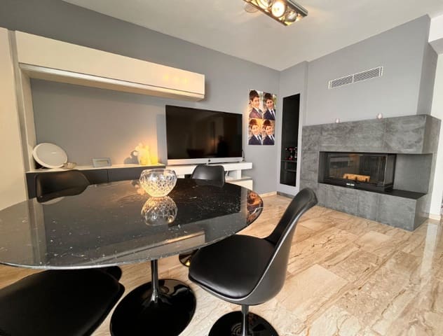 5 slaapkamer Rijtjeshuis te koop in Daimús met zwembad garage - € 940.000 (Ref: 9958351)