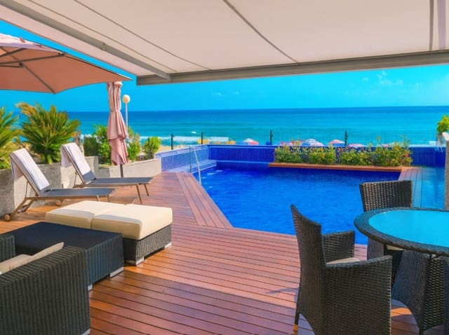 5 slaapkamer Rijtjeshuis te koop in Daimús met zwembad garage - € 940.000 (Ref: 9958351)