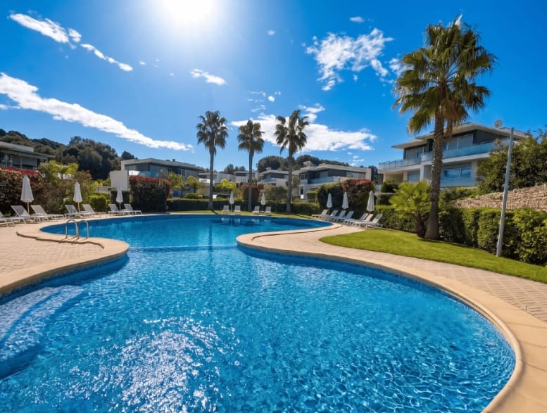 3 bedroom Terraced Villa for sale in Chiva with pool garage - € 475,000 (Ref: 9958370)