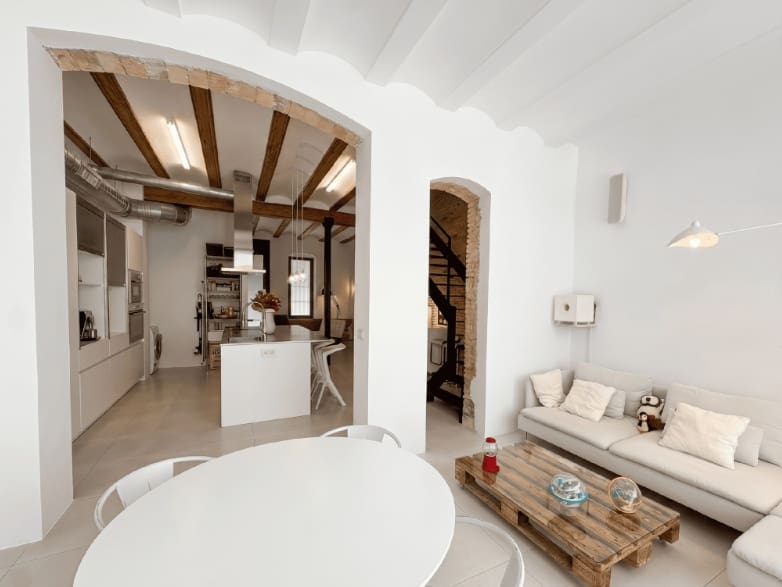 2 soverom Rekkehus til salgs i Valencia by - € 930 000 (Ref: 9958380)