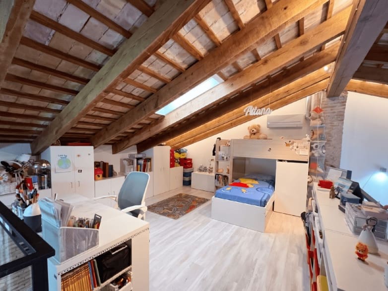 2 soverom Rekkehus til salgs i Valencia by - € 930 000 (Ref: 9958380)