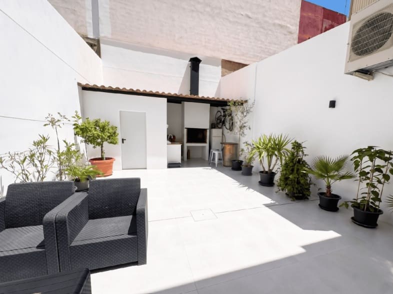2 soverom Rekkehus til salgs i Valencia by - € 930 000 (Ref: 9958380)