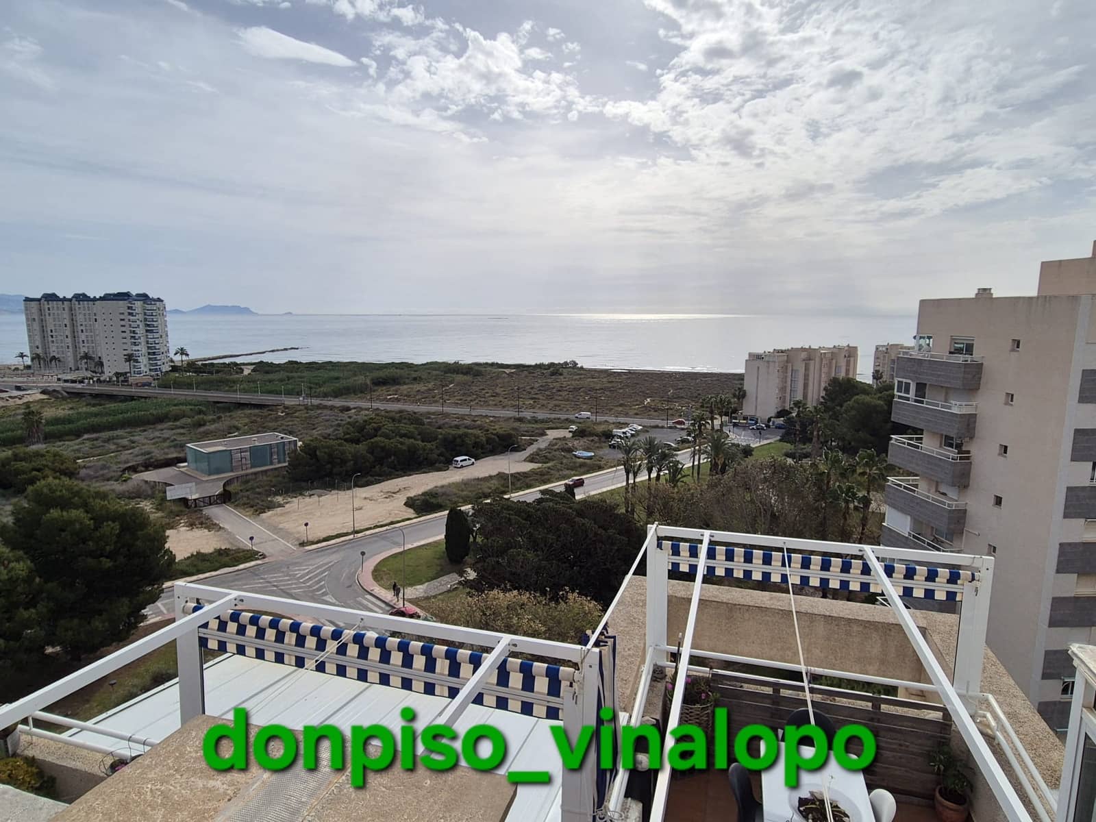 3 bedroom Penthouse for sale in El Campello with pool garage - € 700,000 (Ref: 9960255)