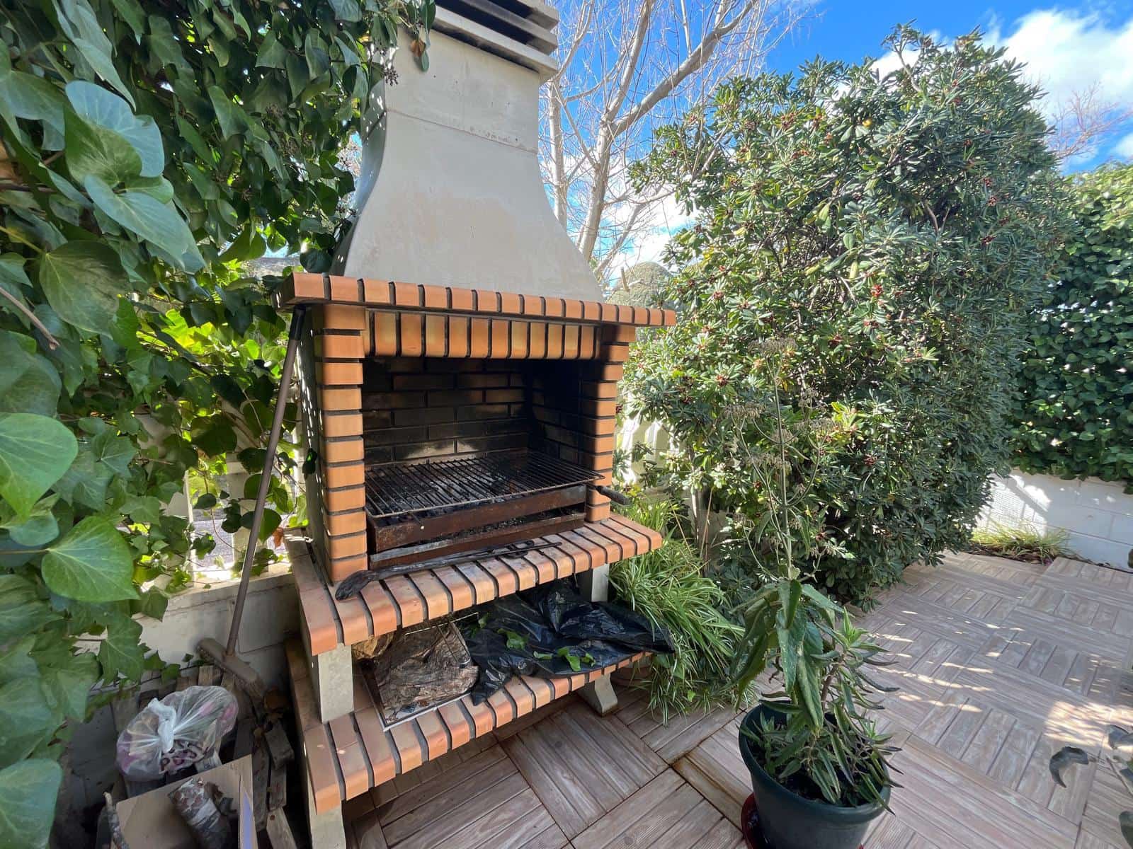3 bedroom Semi-detached Villa for sale in Petrel / Petrer with pool garage - € 395,000 (Ref: 9996348)