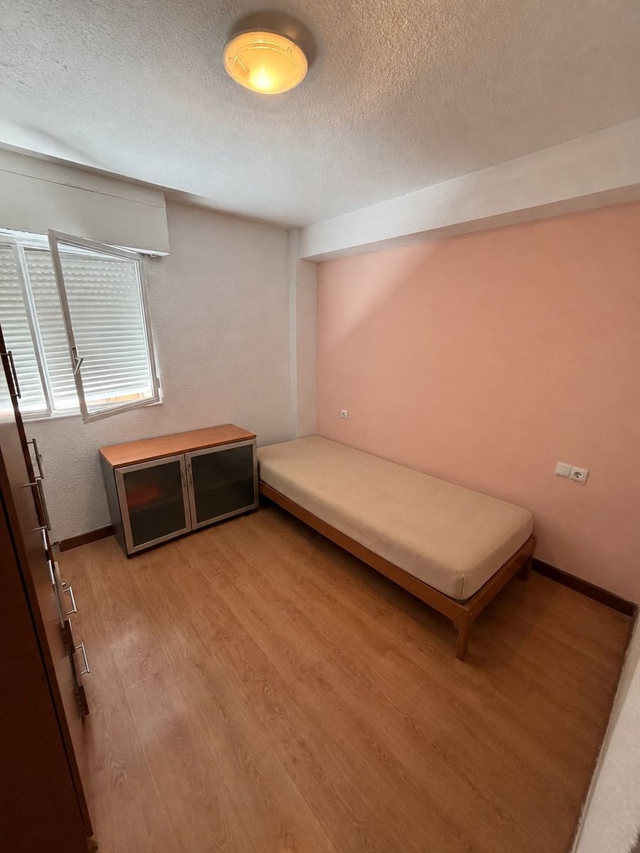 Apartamento Playa de 3 habitaciones en Benidorm en venta - 320.000 € (Ref: 9924860)