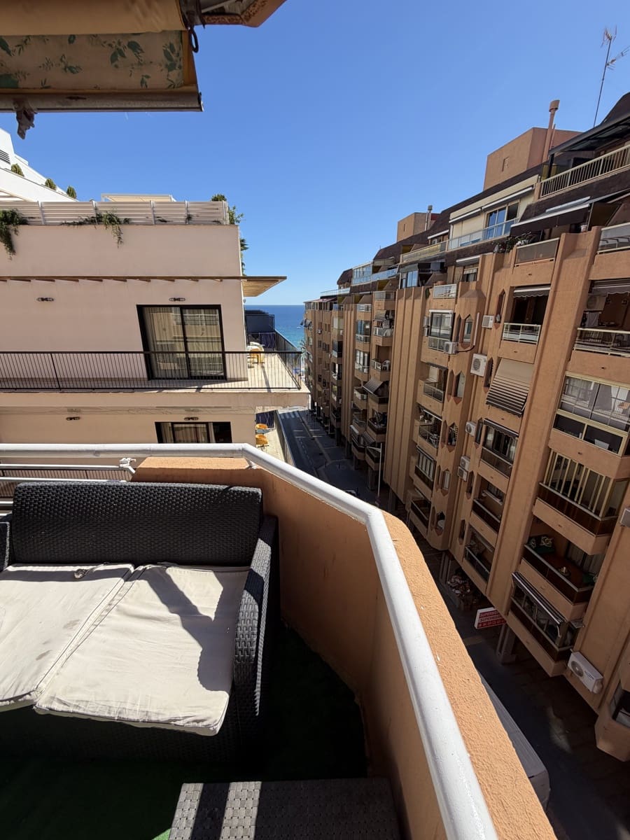 Apartamento Playa de 3 habitaciones en Benidorm en venta - 320.000 € (Ref: 9924860)