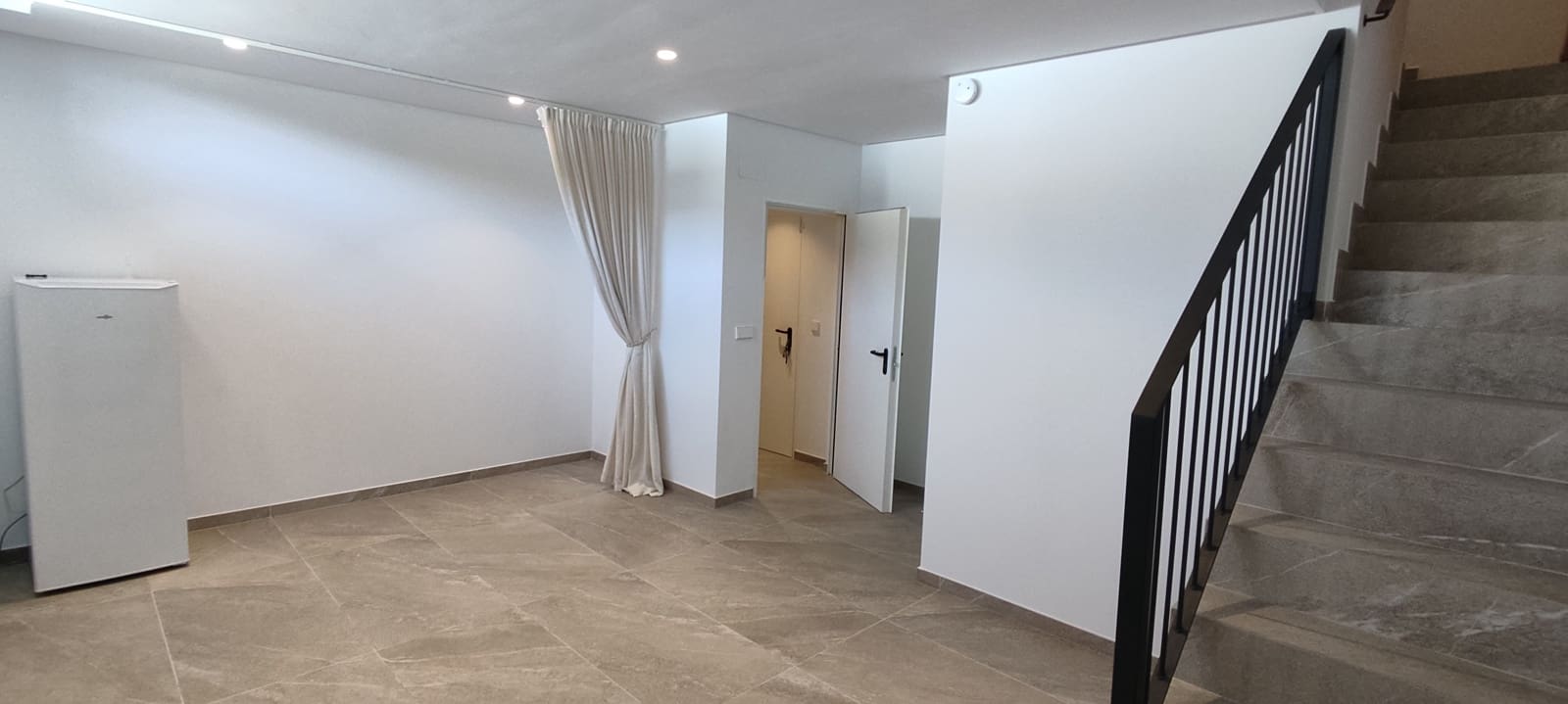 3 bedroom Townhouse for sale in Gata de Gorgos with pool garage - € 460,000 (Ref: 9918950)
