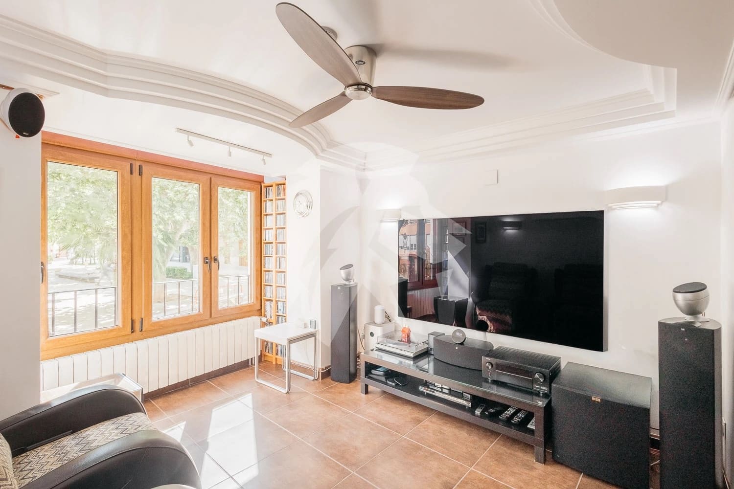 4 bedroom Townhouse for sale in Ontinyent - € 260,000 (Ref: 9918871)