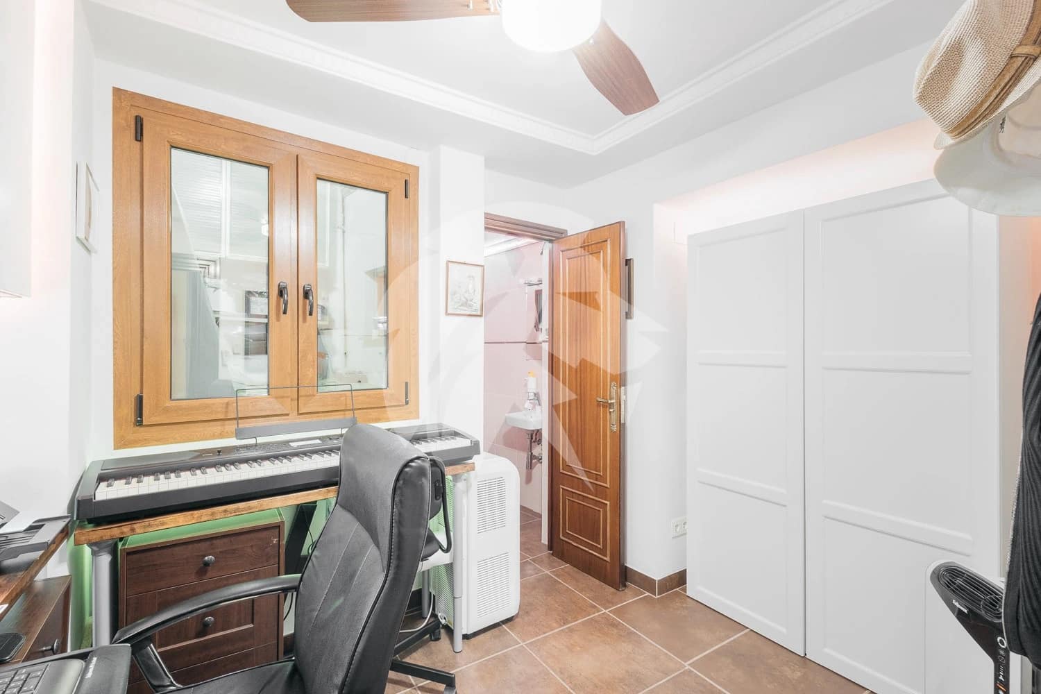 4 bedroom Townhouse for sale in Ontinyent - € 260,000 (Ref: 9918871)