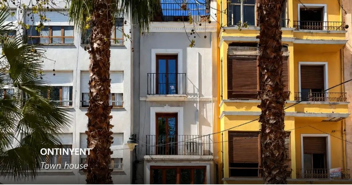4 bedroom Townhouse for sale in Ontinyent - € 260,000 (Ref: 9918871)