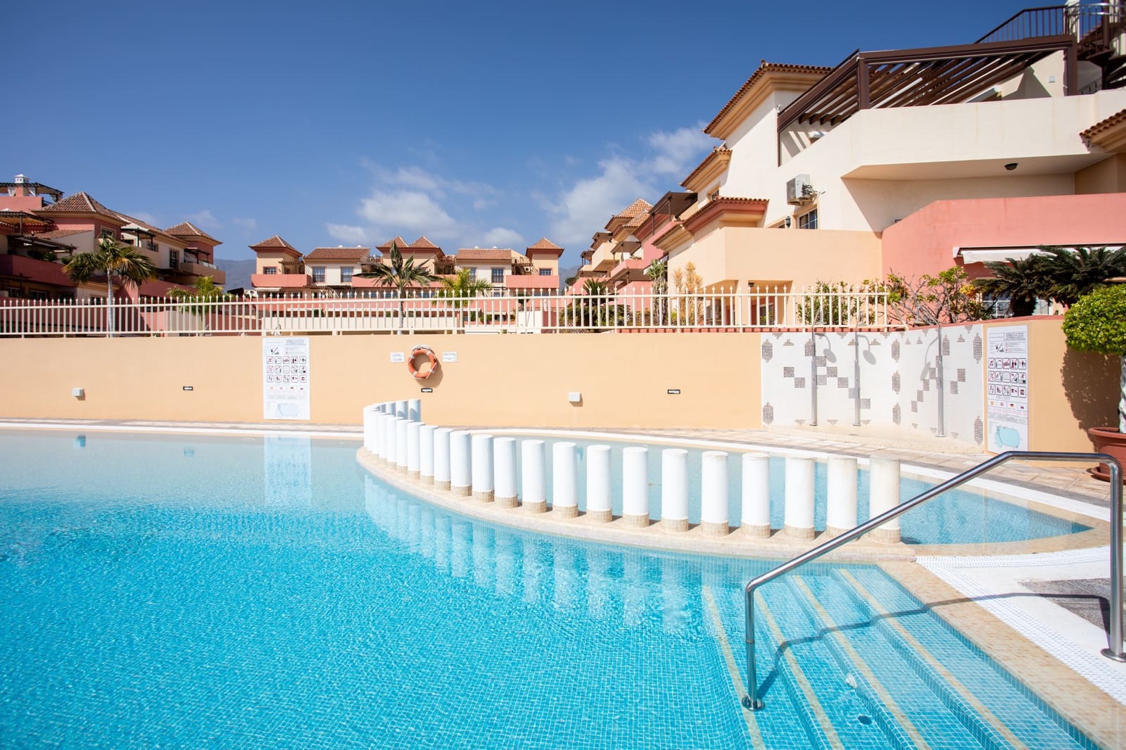 2 soveværelse Lejlighed til salg i Costa Adeje med swimmingpool garage - € 750.000 (Ref: 9991857)