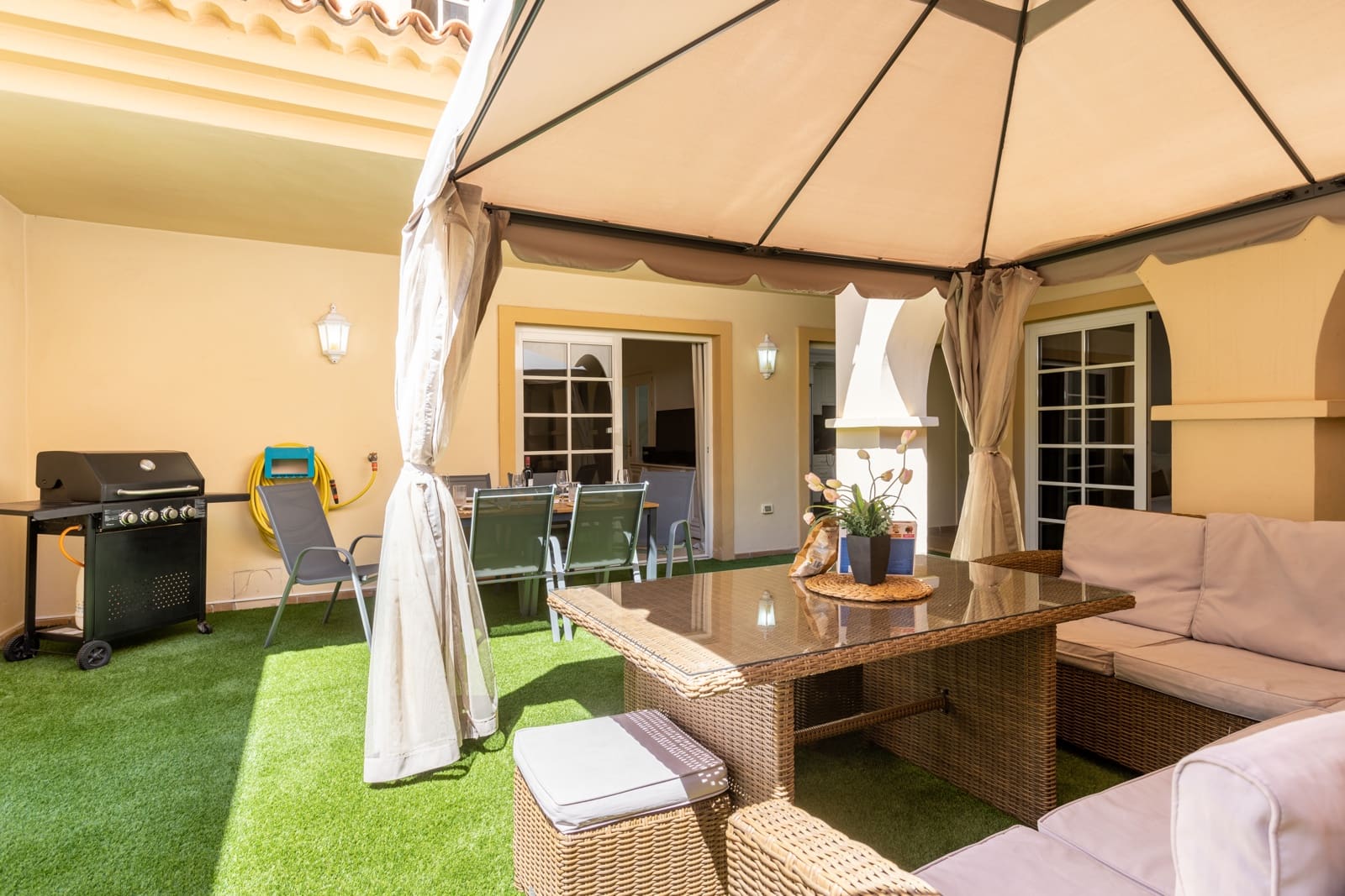 2 soveværelse Lejlighed til salg i Costa Adeje med swimmingpool garage - € 750.000 (Ref: 9991857)