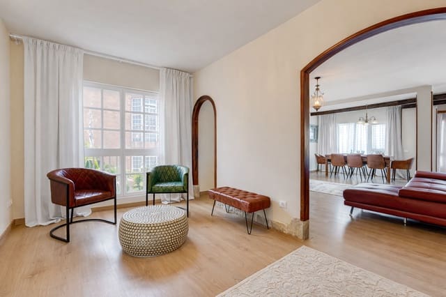 Casa de 4 habitaciones en El Sauzal en venta con piscina garaje - 900.000 € (Ref: 9991914)