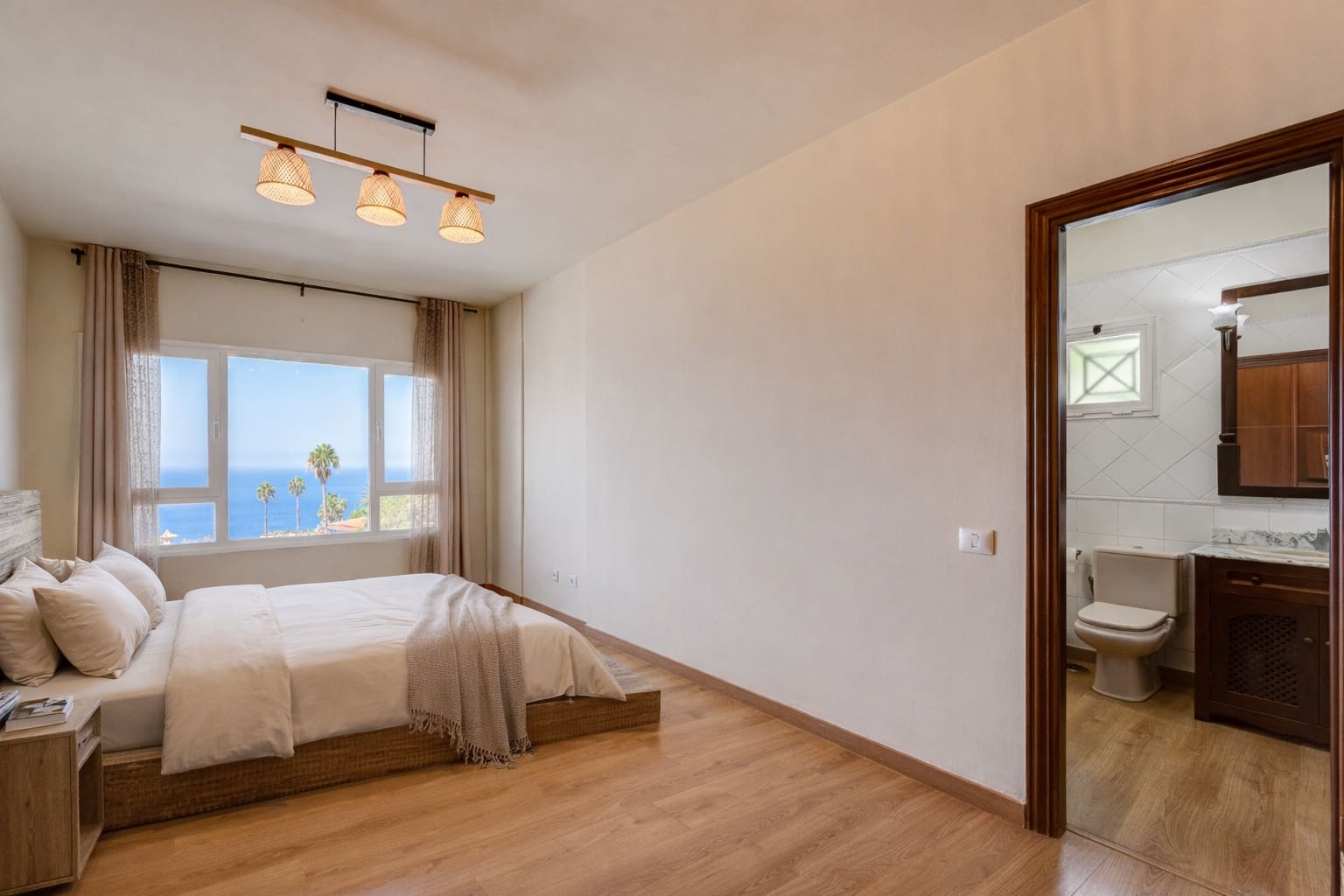 Casa de 4 habitaciones en El Sauzal en venta con piscina garaje - 900.000 € (Ref: 9991914)