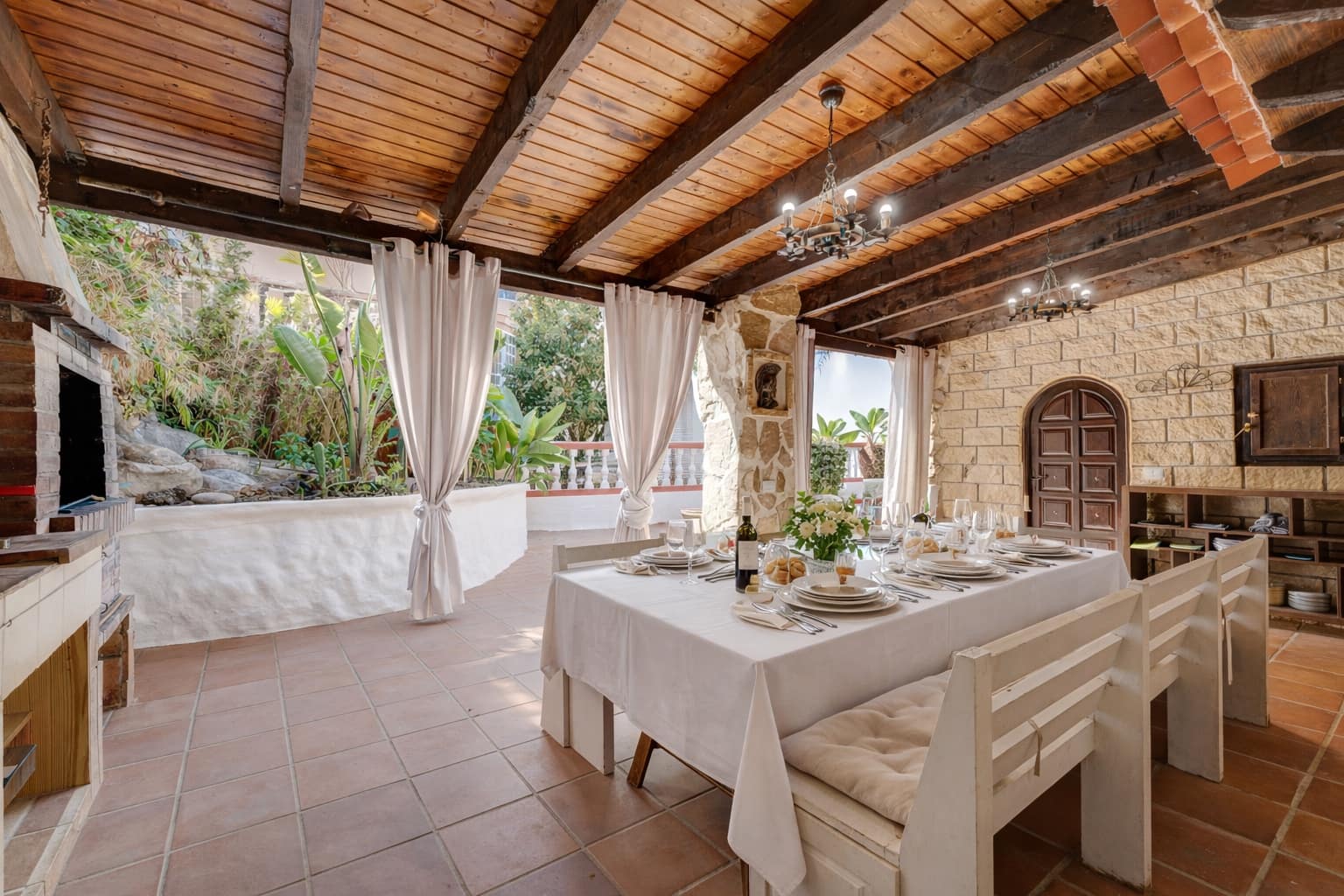 Casa de 4 habitaciones en El Sauzal en venta con piscina garaje - 900.000 € (Ref: 9991914)