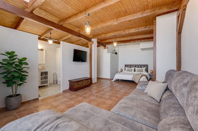 Casa de 4 habitaciones en El Sauzal en venta con piscina garaje - 900.000 € (Ref: 9991914)
