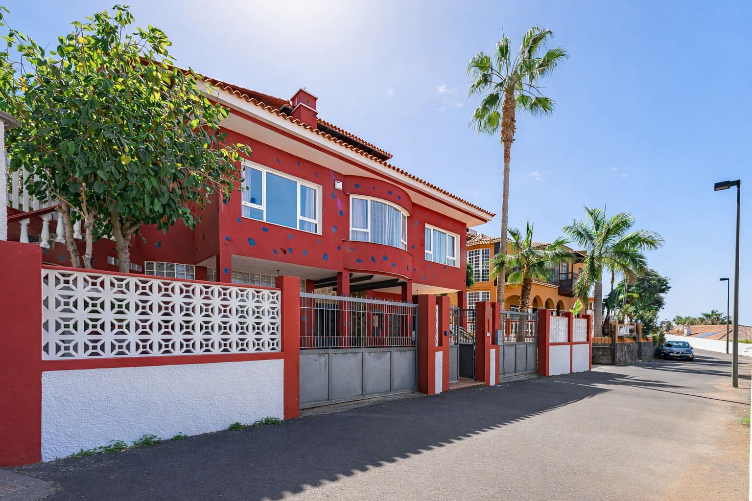 Casa de 4 habitaciones en El Sauzal en venta con piscina garaje - 900.000 € (Ref: 9991914)