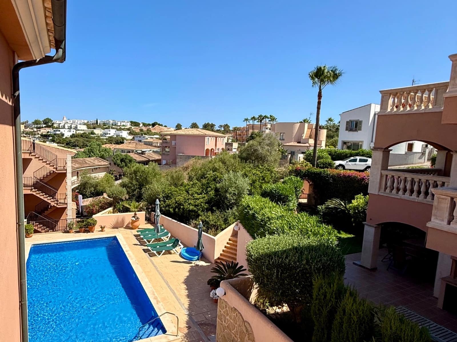 3 bedroom Penthouse for rent in Cala Mandia with pool garage - € 2,400 (Ref: 9932334)