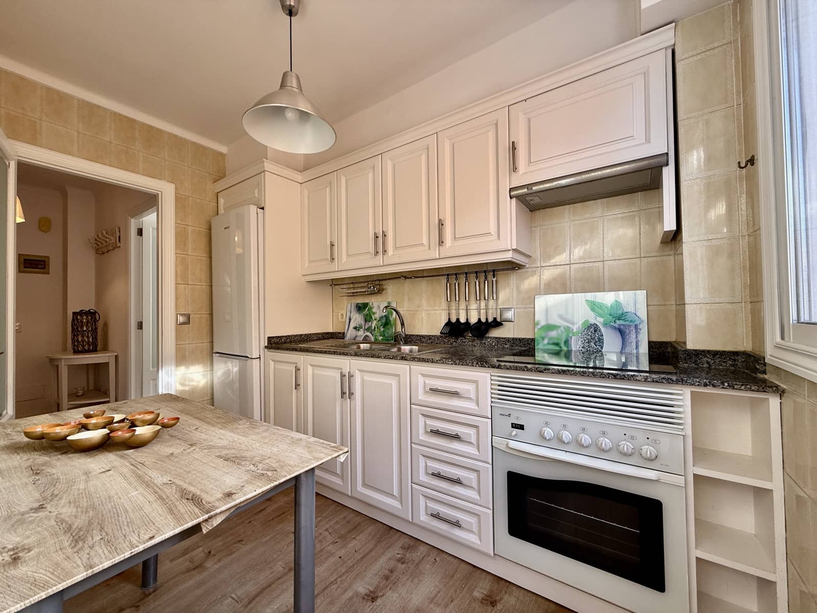 2 bedroom Apartment for rent in Cala Millor - € 1,100 (Ref: 9932404)