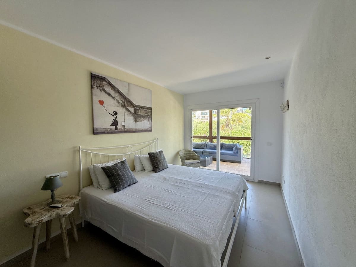 Chalet de 4 habitaciones en Cala Mandia en venta con piscina garaje - 2.750.000 € (Ref: 9943842)