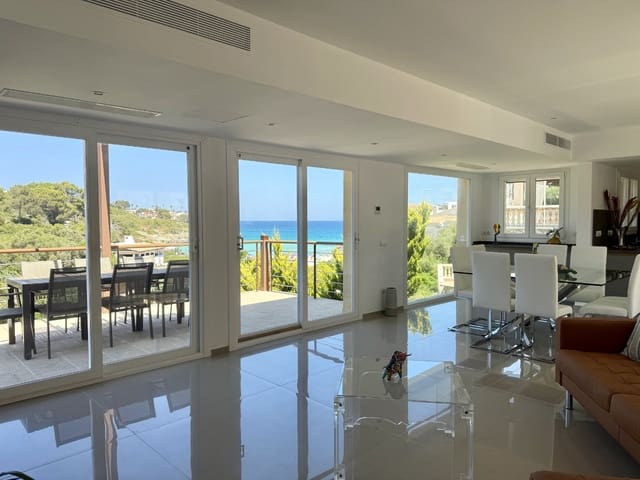 Chalet de 4 habitaciones en Cala Mandia, Manacor en venta con piscina garaje - 2.750.000 € (Ref: 9943842)