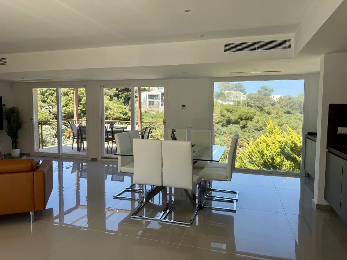 Chalet de 4 habitaciones en Cala Mandia en venta con piscina garaje - 2.750.000 € (Ref: 9943842)