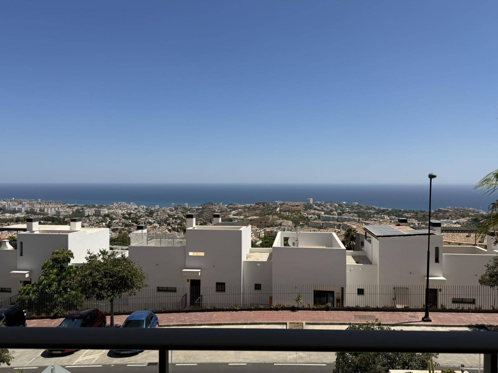 3 bedroom Apartment for sale in Benalmadena with pool garage - € 595,000 (Ref: 10004741)